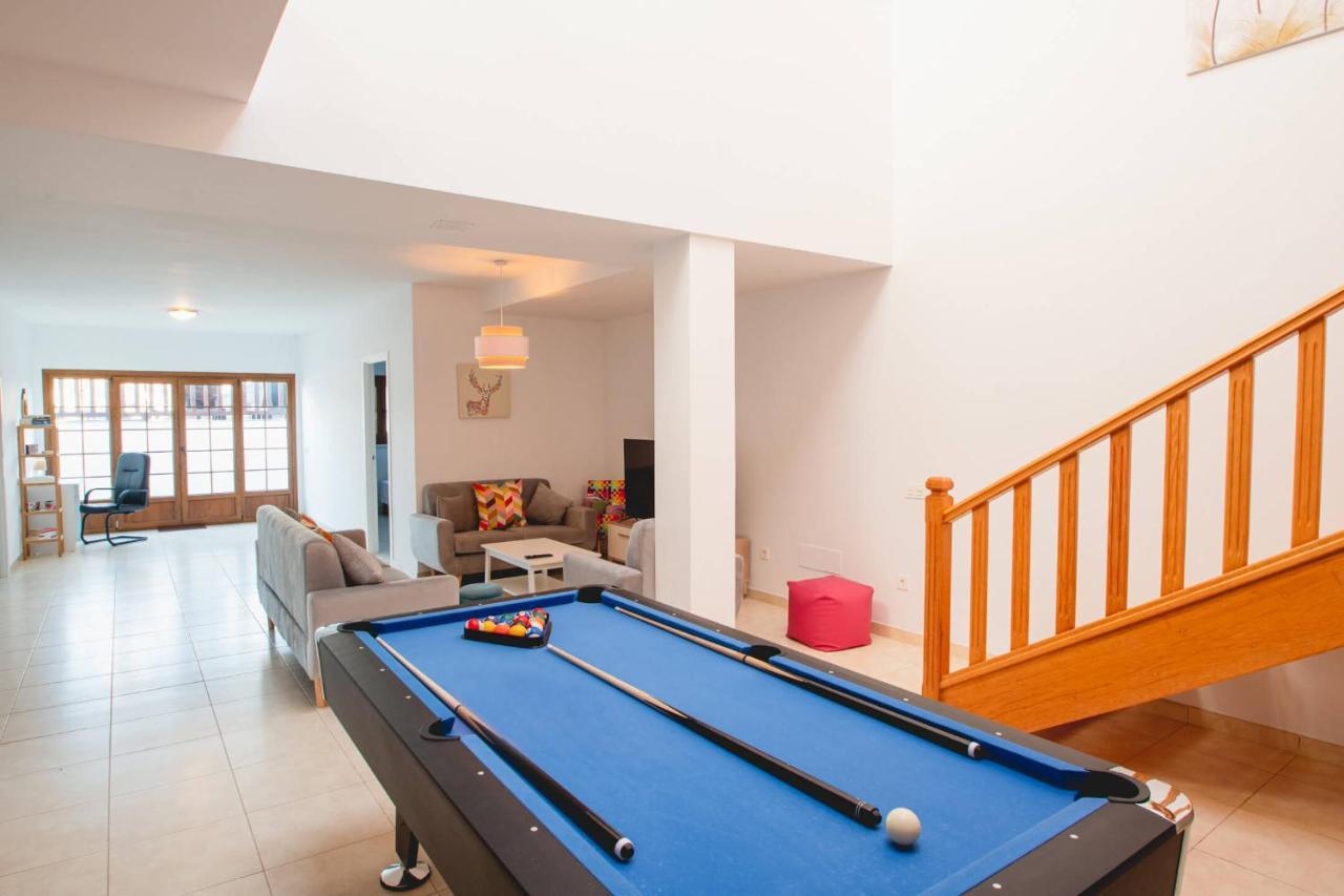 Villa Vista Reina - Luxury 6 Bedroom - Heated Pool- Views - Pool Table - Vista Lobos - Playa Blanca 외부 사진