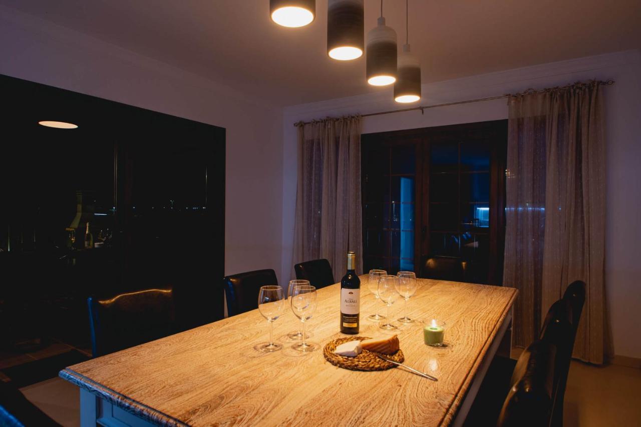 Villa Vista Reina - Luxury 6 Bedroom - Heated Pool- Views - Pool Table - Vista Lobos - Playa Blanca 외부 사진